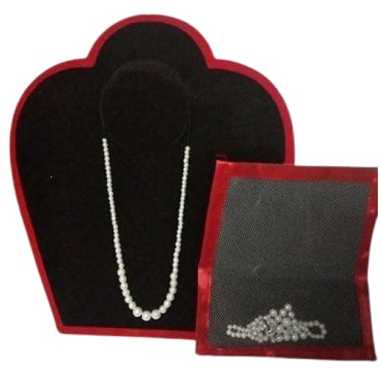 NECKLACE MYSTERY